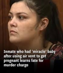 Student disrupts tribute to conservative influencer