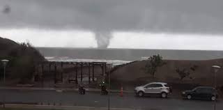 It is a property that a family uses every summer to enjoy their vacations. Una Tromba Marina Asusto A Todos En Mar Del Tuyu