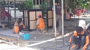 Beli pabrik terpal surabaya dengan harga rp 6500,00 dari pt. Pemkot Surabaya Kebut Pembuatan Bilik Sterilisasi Antisipasi Covid 19 Segera Dipasang Di Lokasi Ini Surya