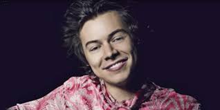Harry had a thin face, knobbly knees, black hair, and bright green eyes. Harry Styles Fake Southern Accent Is The Cutest Thing You Ve Ever Heard