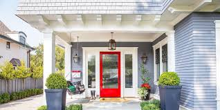 Clean up your garden beds. Outdoor Spring Yard Care Preparing Lawn For Spring