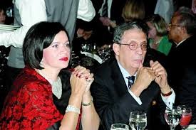 الكل حفص عن عاصم ورش عن نافع خلف عن حمزة المصحف المعلم قالون عن نافع المصحف المجود السوسي عن أبي عمرو قالون عن نافع من طريق أبي نشيط قراءة يعقوب الحضرمي. Ø²ÙˆØ¬Ø© Ø¹Ù…Ø±Ùˆ Ù…ÙˆØ³Ù‰ ÙÙŠ Ù…Ø°ÙƒØ±Ø§ØªÙ‡ Ù…ØµØ± ØªØ´Ù‡Ø¯ Ø³ÙŠØ¯Ø© Ø£ÙˆÙ„Ù‰ Ù…Ø®ØªÙ„ÙØ© Ù„Ùˆ Ø£ØµØ¨Ø­ Ø±Ø¦ÙŠØ³ Ø§ Ø§Ù„Ù…ØµØ±ÙŠ Ø§Ù„ÙŠÙˆÙ…