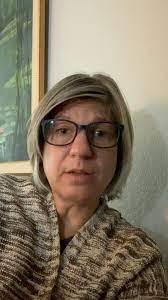 Sandra Clenney's Instagram, Twitter & Facebook