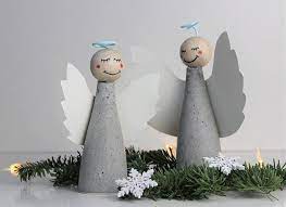 Diy engel aus beton als schutzengel oder weihnachtsdeko bastelrado. Diy Engel Aus Beton Selber Machen Winter