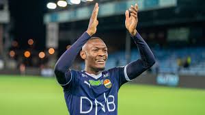 Gustav valsvik tilbake til strømsgodset. Stromsgodset Fotball On Twitter Duplexe Tchamba Fortsetter I Stromsgodset Vi Er Enige Med Rc Strasbourg Om En Ny Leieavtalen Frem Til Neste Sommer Https T Co 6ggwhj356y Https T Co Ph9dca2fla