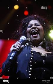 Recording artist Chaka Khan performs at the Diesel xXx party Saturday, Oct.  11, 2008 in the Brooklyn borough of New York. (AP PhotoGary He Stock Photo  - Alamy
