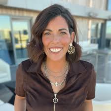 Melisa May in people