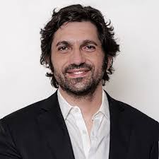 Adam Strauss's Instagram, Twitter & Facebook