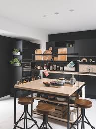 Billot chabret est reconnu auprès des métiers de bouche et de la restauration comme le fabricant francais spécialiste des meubles et billots de découpe en bois « de bout ». Une Cuisine Ultra Modulable Grace Aux Meubles D Appoint