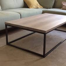 Son compartiment fermé par une élégante porte en lattes à système push. Table Basse Lubeyron En Chene For Me Lab