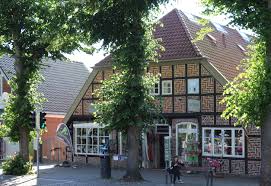 1900 erbaut und 2013 von grund auf renoviert. Datei Burg Auf Fehmarn Haus Breite Strasse 29 Jpg Wikipedia