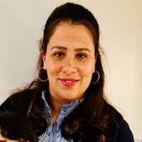 Nahed Fahmy's Instagram, Twitter & Facebook