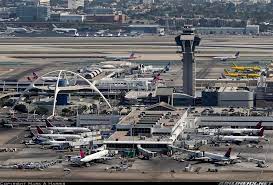 Photo Taken At Los Angeles International Lax X2f Klax In California Usa On July 16 2017 Los Angeles International Airport Photo Airports Terminal