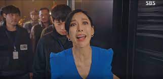 스토리는 다소 진부했지만 금융기관의 펀드 사기 횡포를 소재로 삼은 점은 시사적이다. ì§„ì§œ ëª…ìž¥ë©´ì´ë‹¤ íŽœ í•˜2 ì²œì„œì§„ ë°œì—°ê¸°ì— ë„¤í‹°ì¦Œ ë°˜ì' ì œëŒ€ë¡œ í„°ì¡Œë‹¤ ì˜ìƒ ìœ„í‚¤íŠ¸ë¦¬