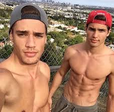 Brandoswifeey Beautiful Men Faces Hot Dudes Shirtless Men