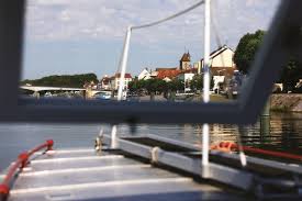 Prices are not fixed and may vary with time. Dans Les Eaux De Saint Jean De Losne Ville Record Et Capitale Des Croisieres