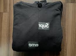 Supreme f/w19 bandana box logo hooded sweatshirt overview & legit check guide + on body look. Supreme Box Logo Crewneck 2018 Legit Check Just Me And Supreme
