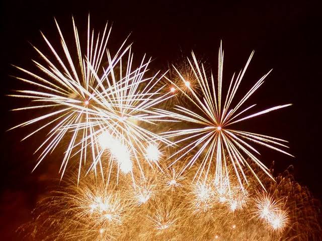 Resultado de imagem para reveillon"