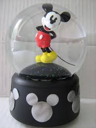 Vintage Walt Disney Mickey Mouse Musical Snowglobe Snow Globe Snow Snow Globes Disney Snowglobes Walt Disney Mickey Mouse