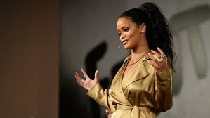 In december 2020, rihanna revealed she plans to take my music and my brands to a different level in 2021. So Sehen Die Ersten Bilder Von Rihannas Neuer Luxusmodemarke Fenty Mit Lvmh Aus Vogue Germany