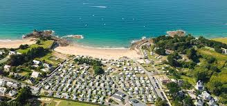 Consultez 54 avis de voyageurs, 56 photos, les meilleures offres et comparez les prix des terrains de camping à dinard, france sur tripadvisor. Camping Du Port Blanc Dinard Vue Mer Acces Direct Plage Bewertungen Fotos Frankreich Tripadvisor