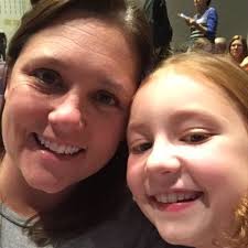 Sarah DeMoss (@demoss_sarah)