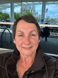 Has anyone experienced constricted pupil after lens exchange?