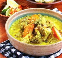 Sebenarnya masakan ini hampir mirip dengan gulai kambing cuma beda namanya dan cara memasaknya saja. Masakan Kambing Menu Gulai Khas Solo Daging Kambing