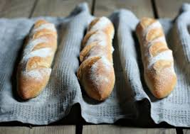 Baguettes Comme Chez Le Boulanger Au Thermomix Recette Thermomix Alimentation Cuisine Et Boissons Recettes De Cuisine
