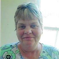 Laura Swank's Instagram, Twitter & Facebook