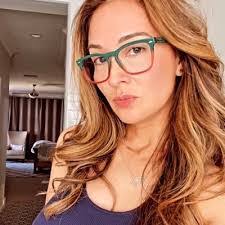 Cindy Astorga's Instagram, Twitter & Facebook