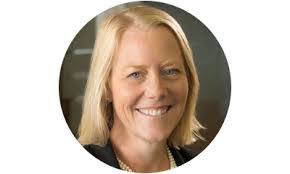 Beth Petrie's Instagram, Twitter & Facebook