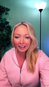 I Am Amanda Rose Kicked in The Head