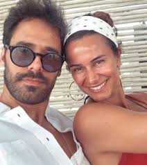 As mais recentes noticias sobre cláudia vieira na move. Que Felicidade Claudia Vieira De 41 Anos Esta Gravida Nacional Flash