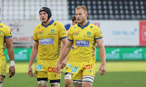 Ce match se déroule le 1 juillet 2019 et débute à 18:00. Rugby Jacobus Van Tonder A Soif Avec Clermont Sport News Africa