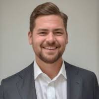 Derrick Mclane's Instagram, Twitter & Facebook