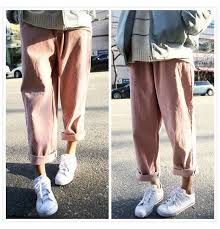 Loose Trousers Outfit Summer Loosetrousersoutfitsummer In 2021 Loose Trousers Outfit Baggy Trousers Outfit Khaki Pants Outfit