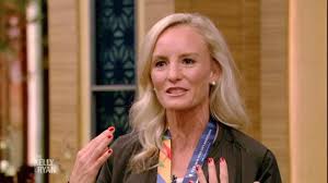 Cette année, plus de 50 000 participants de toutes nationalités se sont élancés sous haute. Tcs New York Marathon 2017 Tv Livestream Elitefeld Preisgeld Live Ergebnisse Leaderboard Tracking Hosl S Blog Uber Leichtathletik