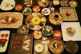 Gungjung Sura The King S Dinner Court Cuisine Korean Royal Court Cuisine Joseon Wangjo Gungjung Yori Was The Styl Korean Food Wedding Food Korean Dishes