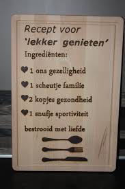 Voor Een Collega Die Met Pensioen Is Gegaan Een Broodplank Gebrand Met Bijpassende Tekst En Afbeeldingen Leuk Om Cadeau Te G Pensioen Teksten Pensioen Citaten