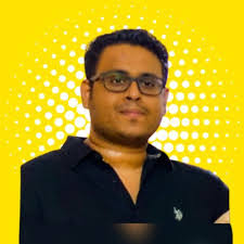 Janet Jose's Instagram, Twitter & Facebook