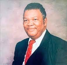 Beth Kenner's Instagram, Twitter & Facebook