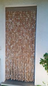 Rideau De Bouchons Faire Des Rideaux Bouchons De Liege Idee Deco Toilettes