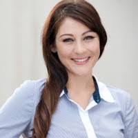 Mandy Henderson's Instagram, Twitter & Facebook