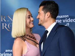 Katy perry took to instagram to share a photo of daughter daisy and herself illustrated by a fan. Katy Perry Reveals She And Orlando Bloom Are Having A Daughter