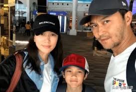 Why is Anita Yuan, who is "pretty aggressive", can make Zhang Zhilin so  obsessed and sentimental?