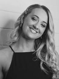 Jessica Zona's Instagram, Twitter & Facebook