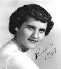 Because there were only two 'cousin pics', here are a couple other school  pics. Aunt Bessie (nee Jenkins) and guess the other?