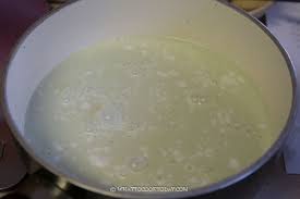 The cake mold used to create kue talam are either larger rectangular aluminium tray or smaller singular cups made from ceramics, aluminium, melamine or plastic. Kuih Kue Talam Pandan Steamed Coconut Pandan Cake