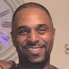 Royalty Green and Graylin Clayton's Wedding Website